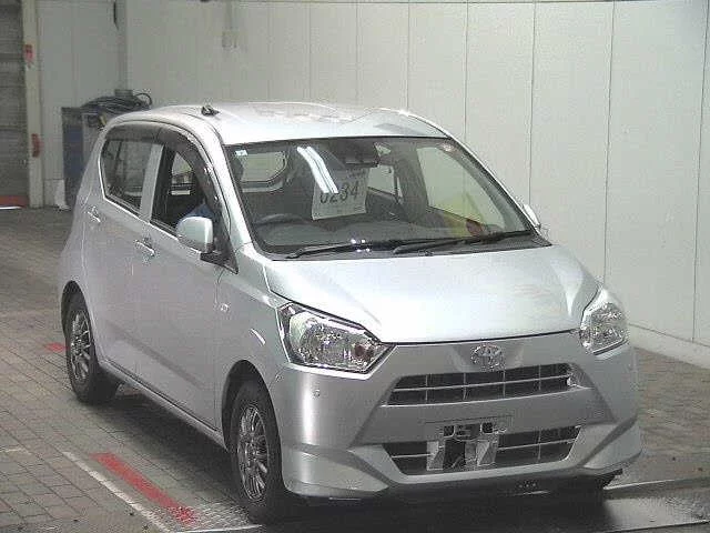 Toyota Pixis Epoch LA350A 2021
